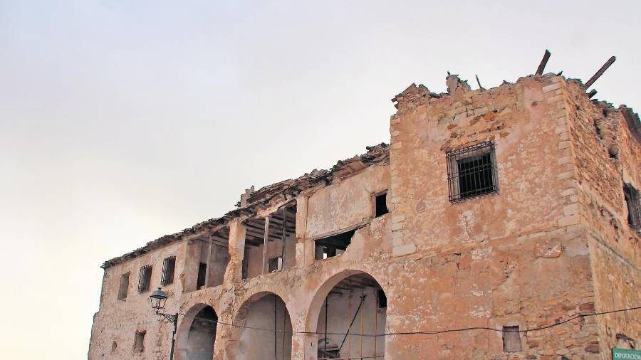 <i>Estado de la Casa palacio de los condes de Torralba. / Blas Delgado.</i> <i>Estado de la Casa palacio de los condes de Torralba. / Blas Delgado.</i>