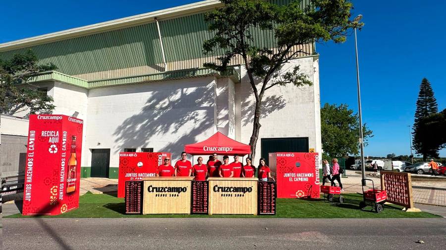 <i>Punto fijo de reciclaje de Cruzcampo instalado en Sanlúcar de Barrameda el año pasado. </i> $!<i>Punto fijo de reciclaje de Cruzcampo instalado en Sanlúcar de Barrameda el año pasado. </i>