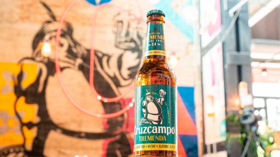 La nueva cerveza de Cruzcampo se llama Tremenda La nueva cerveza de Cruzcampo se llama Tremenda