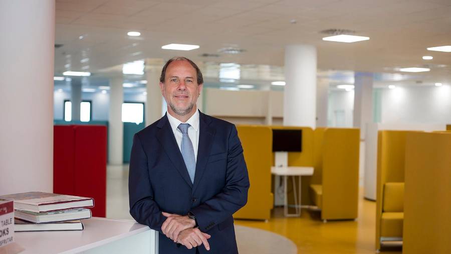 <i>Nicolás Ruiz, en dependencias universitarias. / UJA.</i> <i>Nicolás Ruiz, en dependencias universitarias. / UJA.</i>