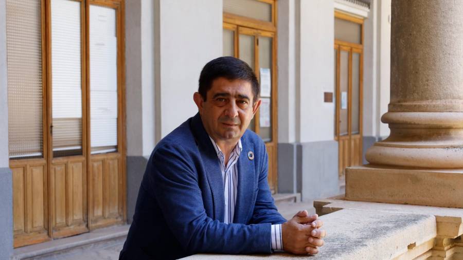 Francisco Reyes: “Una vía de ferrocarril no se compra en la tienda de barrio” Francisco Reyes: “Una vía de ferrocarril no se compra en la tienda de barrio”