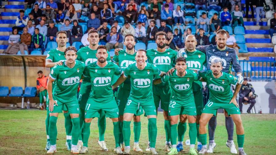 <i>Formación inicial del Real Jaén en el encuentro frente al Motril CF. / Mario Pastor / Real Jaén.</i> <i>Formación inicial del Real Jaén en el encuentro frente al Motril CF. / Mario Pastor / Real Jaén.</i>
