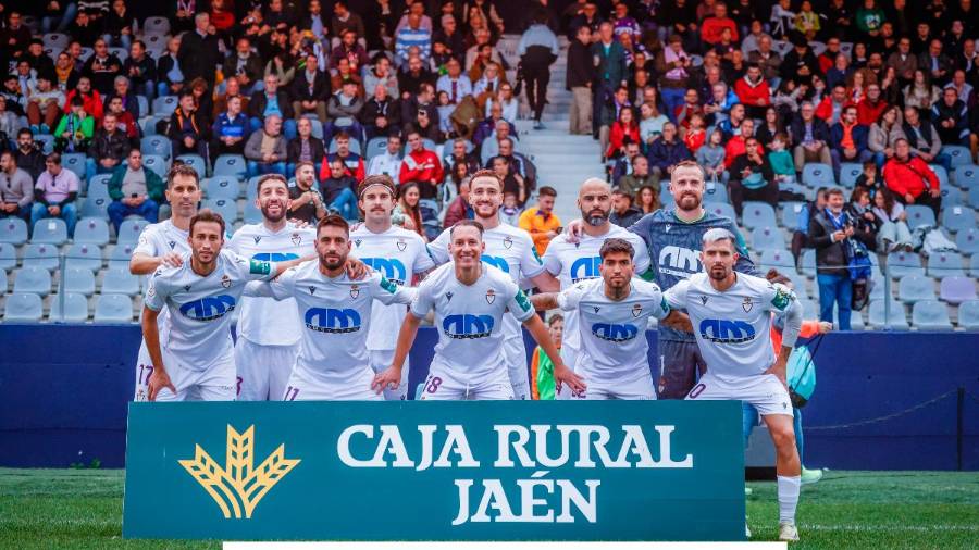 <i>Formación inicial del Real Jaén, en La Victoria. / Real Jaén. </i> <i>Formación inicial del Real Jaén, en La Victoria. / Real Jaén. </i>