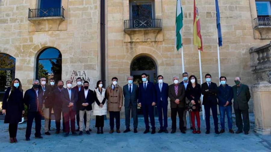 Rogelio Velasco: “Los empresarios son determinantes en la transformación de Jaén” $!Rogelio Velasco: “Los empresarios son determinantes en la transformación de Jaén”