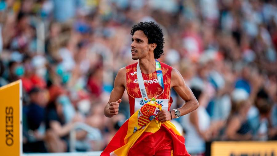 <i>Mohamed Katir, el día de su medalla de bronce en el Mundial de Oregón 2022. / SportMedia / Europa Press.</i> <i>Mohamed Katir, el día de su medalla de bronce en el Mundial de Oregón 2022. / SportMedia / Europa Press.</i>