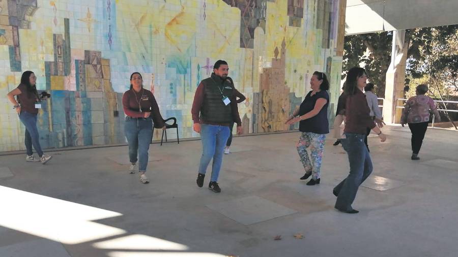 <i>Participantes en el taller de gestualidad e improvisación. / Tano García / Diario JAÉN.</i>