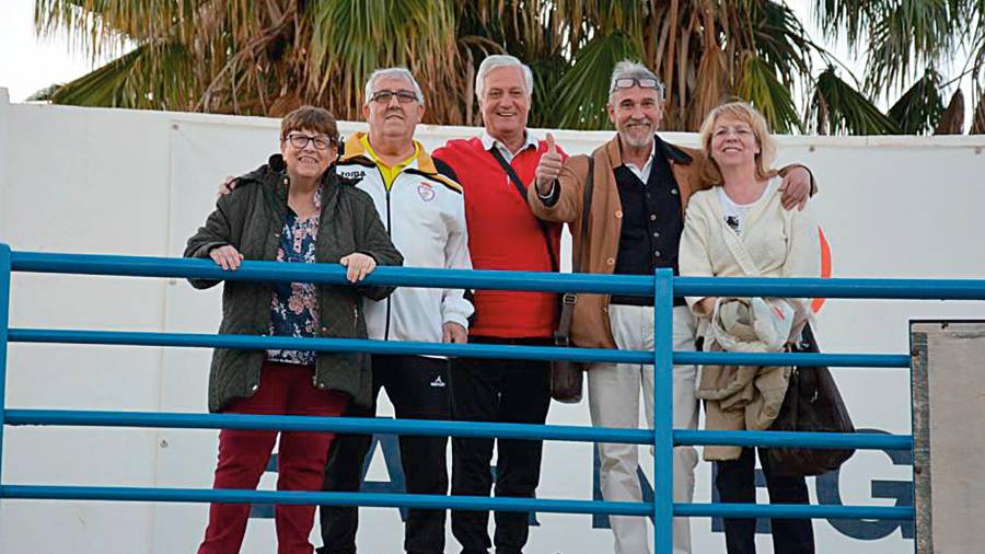 <i>María Luisa Castellano, Francisco Castellano, Fernando Gallego, Manuel Castellano y Ana Mesa.</i> <i>María Luisa Castellano, Francisco Castellano, Fernando Gallego, Manuel Castellano y Ana Mesa.</i>