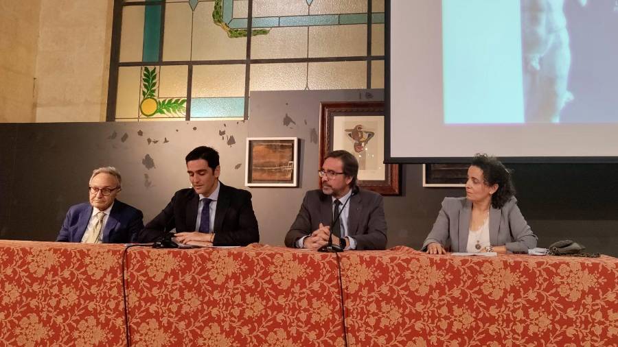 <i>Pedro Galera, Marino Aguilera, Juan Gómez y Sonia Rodrigo, durante la presentación del congreso.</i> <i>Pedro Galera, Marino Aguilera, Juan Gómez y Sonia Rodrigo, durante la presentación del congreso.</i>