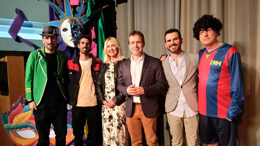 <i>David Romero, Miguelito Uvicas, María Espejo, Julio Millán, Rafael Martínez y Miguel Villar. </i> <i>David Romero, Miguelito Uvicas, María Espejo, Julio Millán, Rafael Martínez y Miguel Villar. </i>