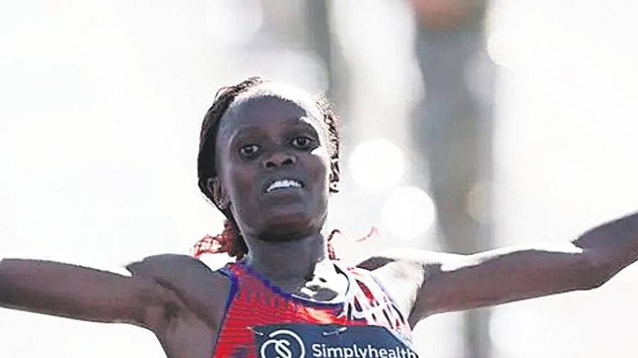 <i>Brigid Kosgei, en 2019, cuando batió el récord del mundo.</i> <i>Brigid Kosgei, en 2019, cuando batió el récord del mundo.</i>
