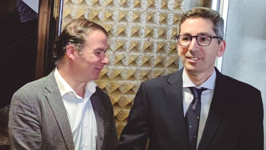La hora de la política La hora de la política