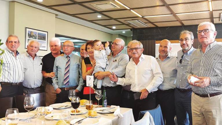 Divertido y sentido homenaje al médico Juan José Martínez de la Torre