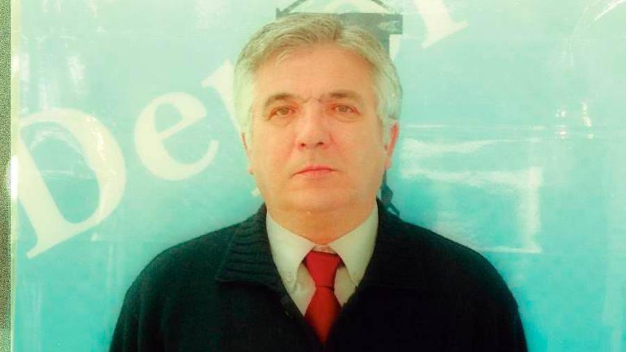 <i>AÑO 1998. Manuel Ortega Cáceres, hace 25 años, cuando tenía la responsabilidad del deporte en la Diputación Provincial de Jaén, donde se jubiló hace unos años en Turismo.</i> <i>AÑO 1998. Manuel Ortega Cáceres, hace 25 años, cuando tenía la responsabilidad del deporte en la Diputación Provincial de Jaén, donde se jubiló hace unos años en Turismo.</i>