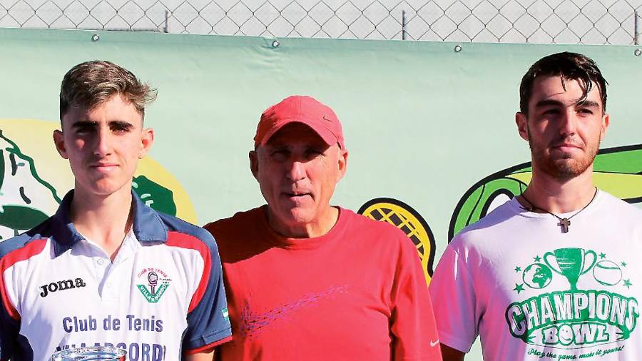 <i>Pablo Hermoso, Alejandro Rodríguez y Daniel Néstor Lorenzo. / CT Martos.</i> $!<i>Pablo Hermoso, Alejandro Rodríguez y Daniel Néstor Lorenzo. / CT Martos.</i>