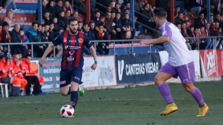 Víctor Fenoll, primer fichaje del Linares Deportivo Víctor Fenoll, primer fichaje del Linares Deportivo