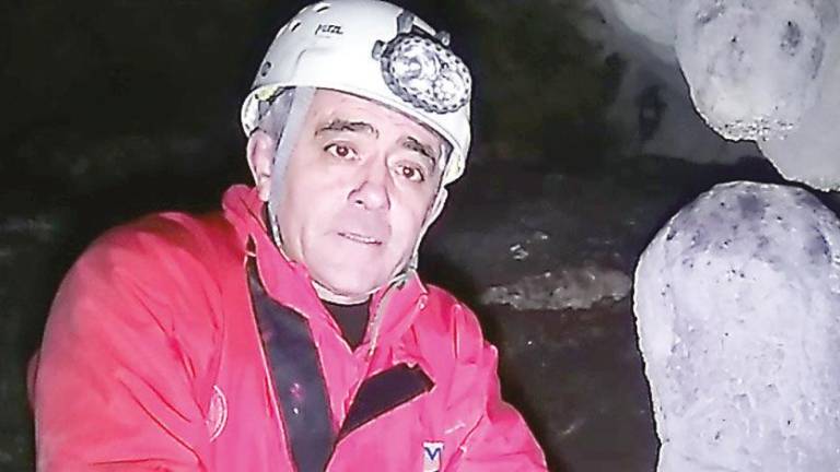 Antonio Pérez, Un carpintero máster en cuevas