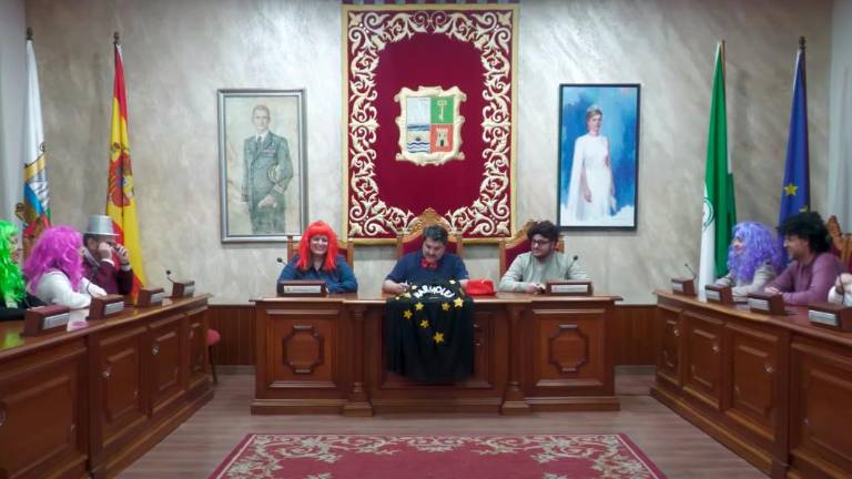 Vean la parodia de los concejales y el alcalde de Marmolejo para el Carnaval Vean la parodia de los concejales y el alcalde de Marmolejo para el Carnaval