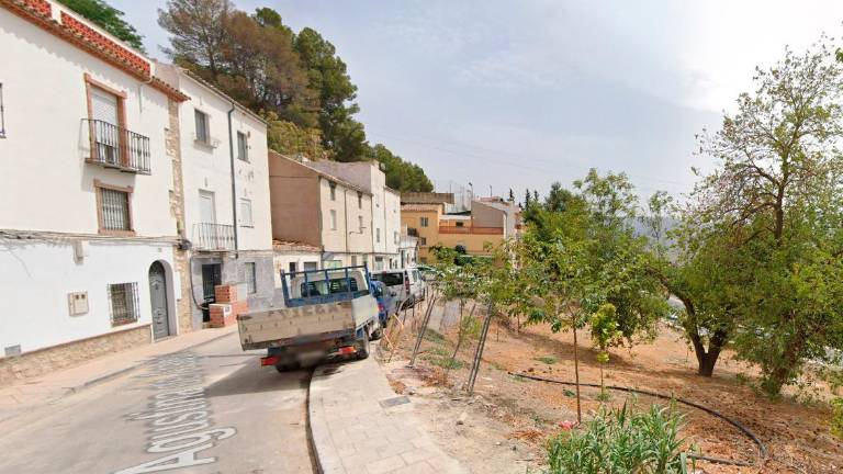 Herido grave en una obra de Jaén tras caer desde 4 metros Herido grave en una obra de Jaén tras caer desde 4 metros