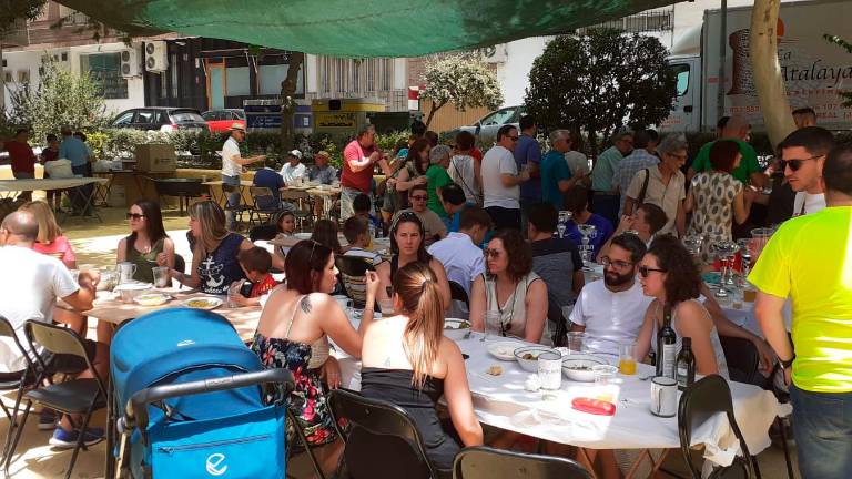 Una fiesta veraniega sobresaliente Una fiesta veraniega sobresaliente