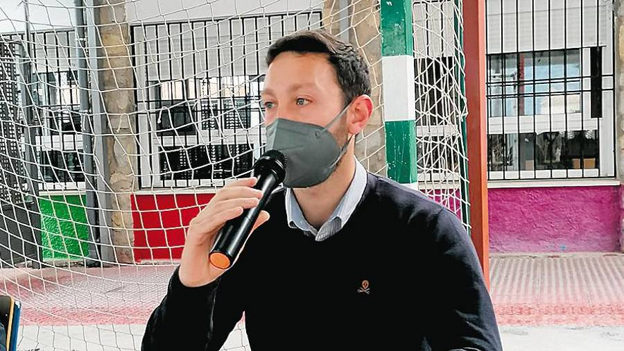 Antonio Sutil, delegado territorial de Educación y Deporte: “Este concurso da valor a la palabra escrita y a la verdad” Antonio Sutil, delegado territorial de Educación y Deporte: “Este concurso da valor a la palabra escrita y a la verdad”