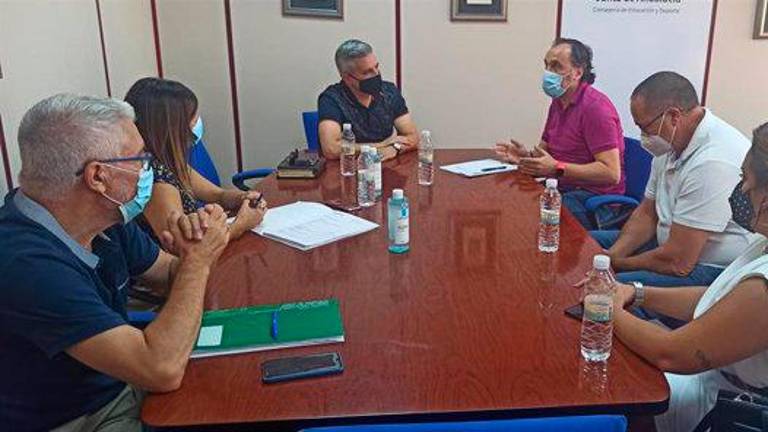Educación anuncia reformas y más docentes para los centros de Torredelcampo Educación anuncia reformas y más docentes para los centros de Torredelcampo