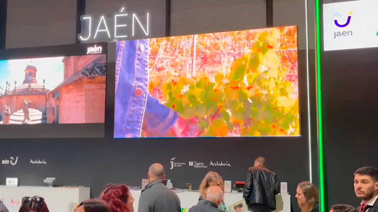 Jaén de oro en Fitur: primer día de buenas sensaciones para el paraíso interior Jaén de oro en Fitur: primer día de buenas sensaciones para el paraíso interior