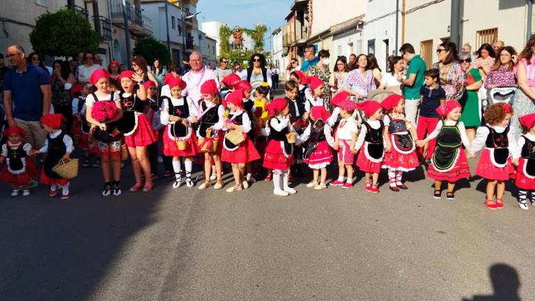 Los agricultores rinden tributo a su patrón en Torreperogil Los agricultores rinden tributo a su patrón en Torreperogil