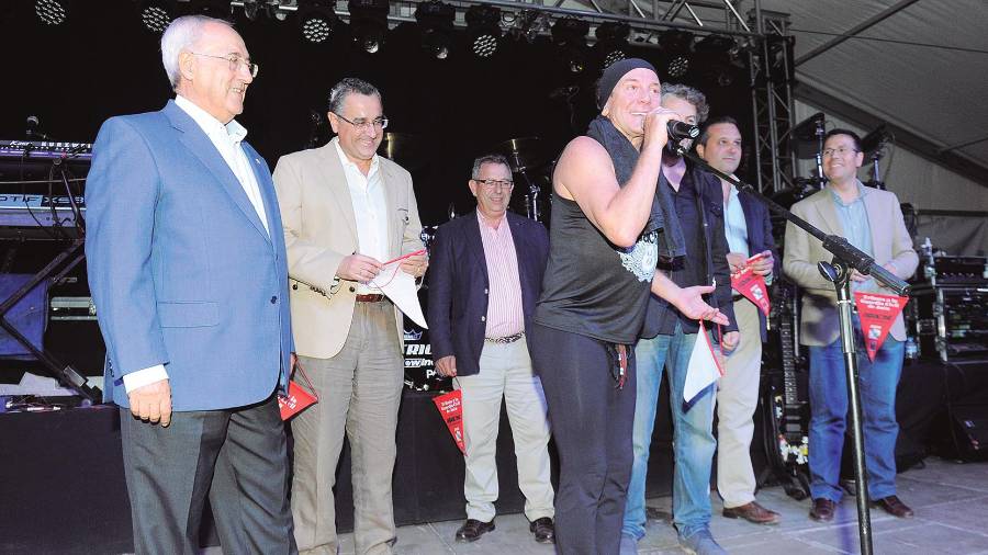 <i><b>2016.</b></i><i> Apache en la Comandancia de Jaén. / Archivo Diario JAÉN.</i> $!<i><b>2016.</b></i><i> Apache en la Comandancia de Jaén. / Archivo Diario JAÉN.</i>
