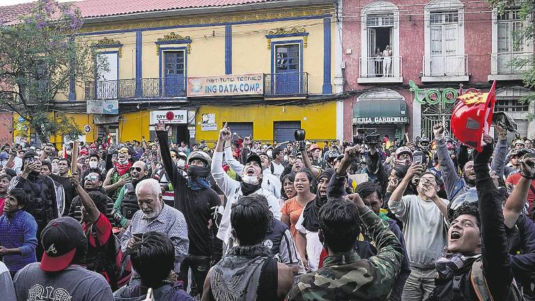 Evo Morales busca “pacificar Bolivia” en una mesa de diálogo Evo Morales busca “pacificar Bolivia” en una mesa de diálogo