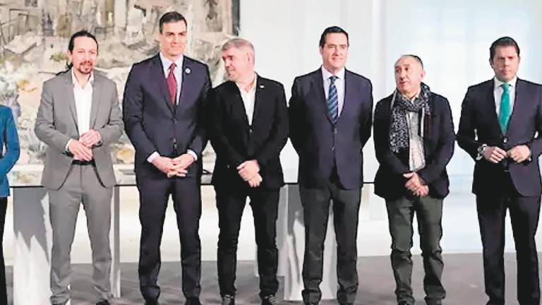 Necesidad de un pacto de reestructuración en el país Necesidad de un pacto de reestructuración en el país