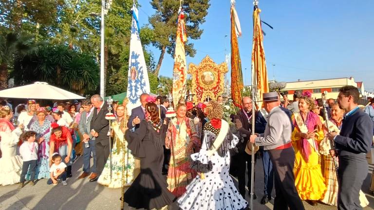 Las cofradías rinden homenaje a la Reina de Sierra Morena Las cofradías rinden homenaje a la Reina de Sierra Morena