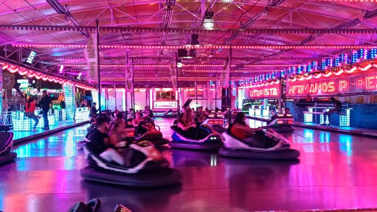 Cinco días de San Lucas y este es el gran ambiente del recinto ferial Cinco días de San Lucas y este es el gran ambiente del recinto ferial