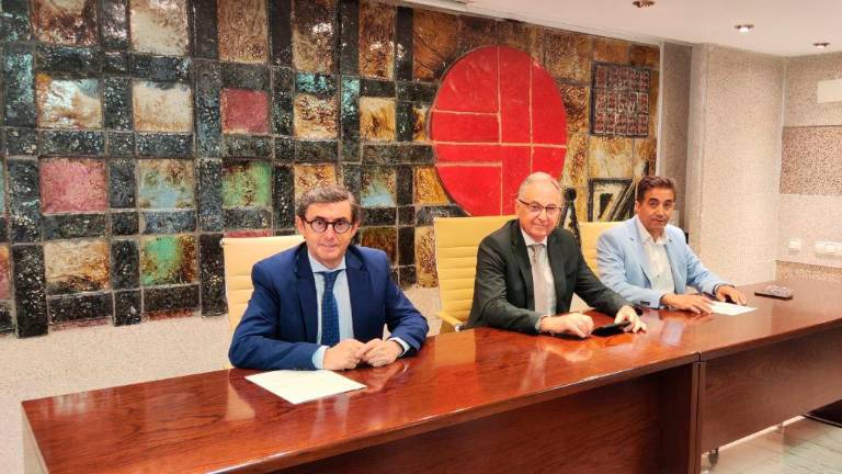 Relevo continuista en el Colegio Oficial de Aparejadores de Jaén Relevo continuista en el Colegio Oficial de Aparejadores de Jaén
