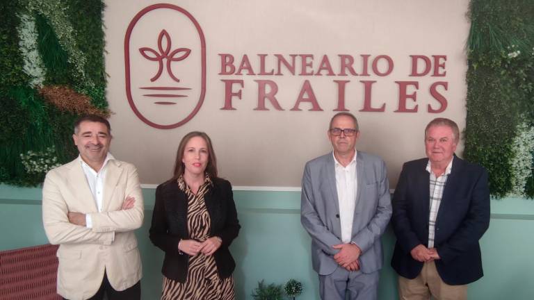 Frailes abre las puertas de su balneario tras más de 20 años Frailes abre las puertas de su balneario tras más de 20 años