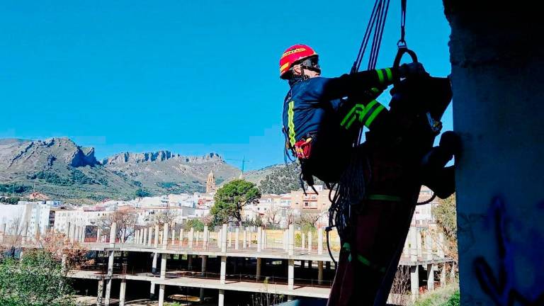 Fotogalería: Bomberos al rescate de norte a sur de Jaén Fotogalería: Bomberos al rescate de norte a sur de Jaén