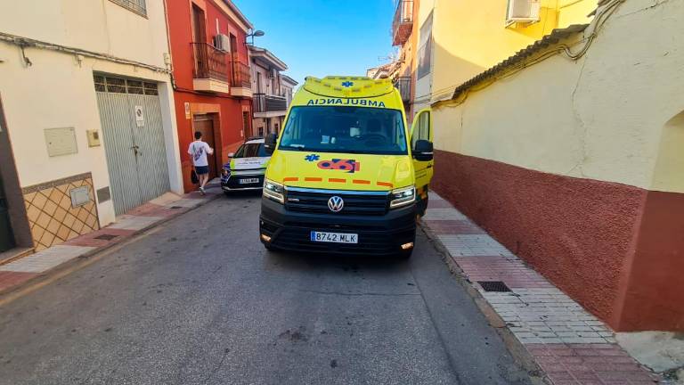 Herido grave tras caer desde una altura de cinco metros en Bailén Herido grave tras caer desde una altura de cinco metros en Bailén