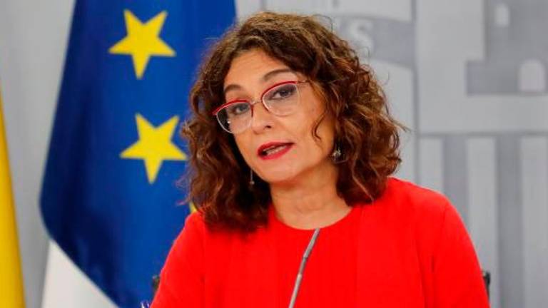 El Gobierno decide ahora suspender la regla de gasto para que los Ayuntamientos usen su superávit El Gobierno decide ahora suspender la regla de gasto para que los Ayuntamientos usen su superávit