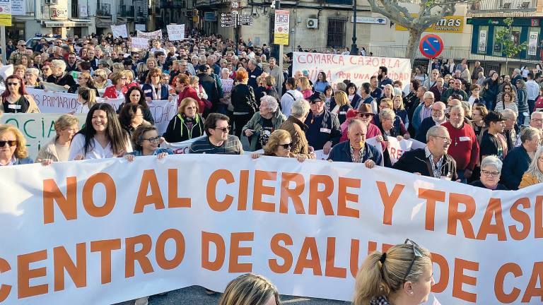 Una cadena humana para reivindicar la sanidad en Cazorla Una cadena humana para reivindicar la sanidad en Cazorla