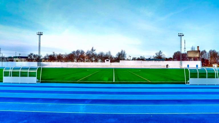 Roban toda la instalación eléctrica del campo de fútbol municipal de Baeza Roban toda la instalación eléctrica del campo de fútbol municipal de Baeza