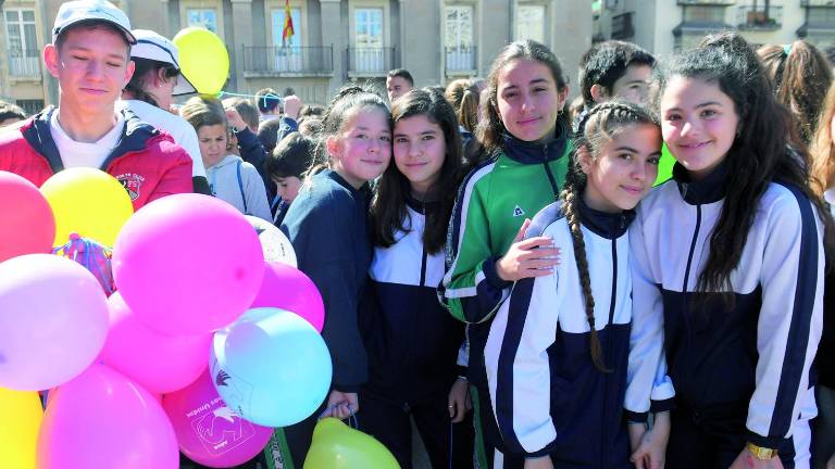 Seis décadas de solidaridad Seis décadas de solidaridad
