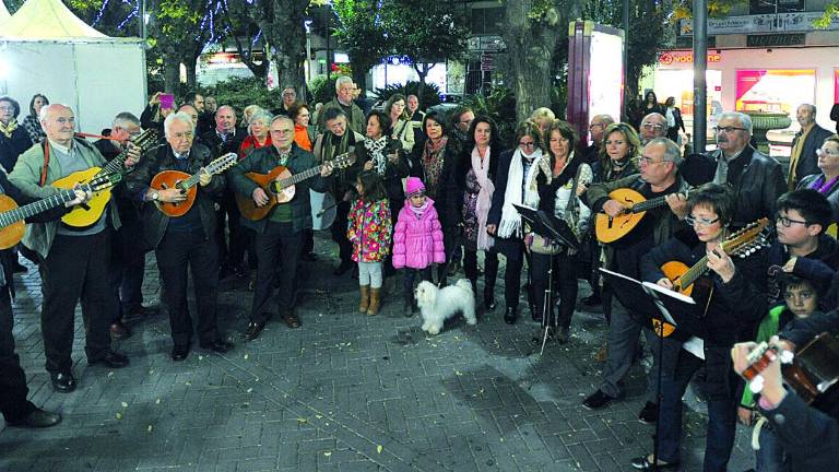 Las voces de Panaceite pasean villancicos de la tradición oral Las voces de Panaceite pasean villancicos de la tradición oral