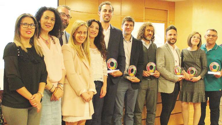 Impulso al trabajo de los jóvenes Impulso al trabajo de los jóvenes