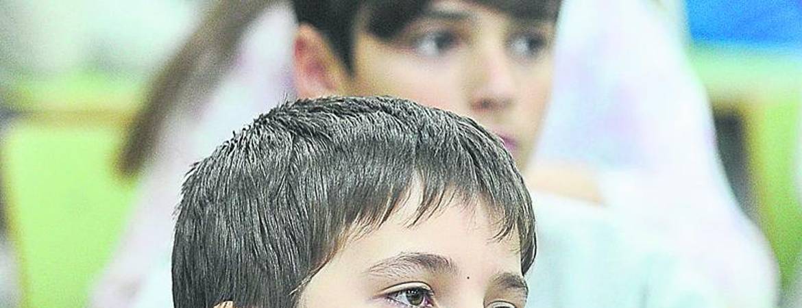 “Un periódico es un trabajo en equipo” “Un periódico es un trabajo en equipo”