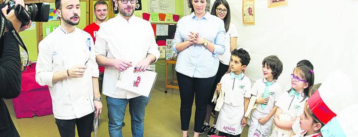 Grandes chefs pequeñitos Grandes chefs pequeñitos
