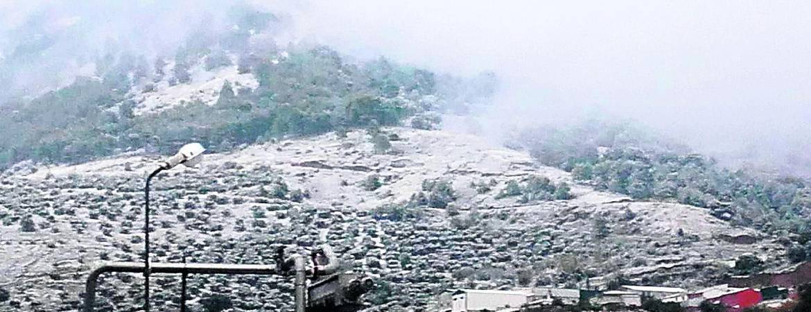 La nieve cubre las zonas altas de la provincia La nieve cubre las zonas altas de la provincia