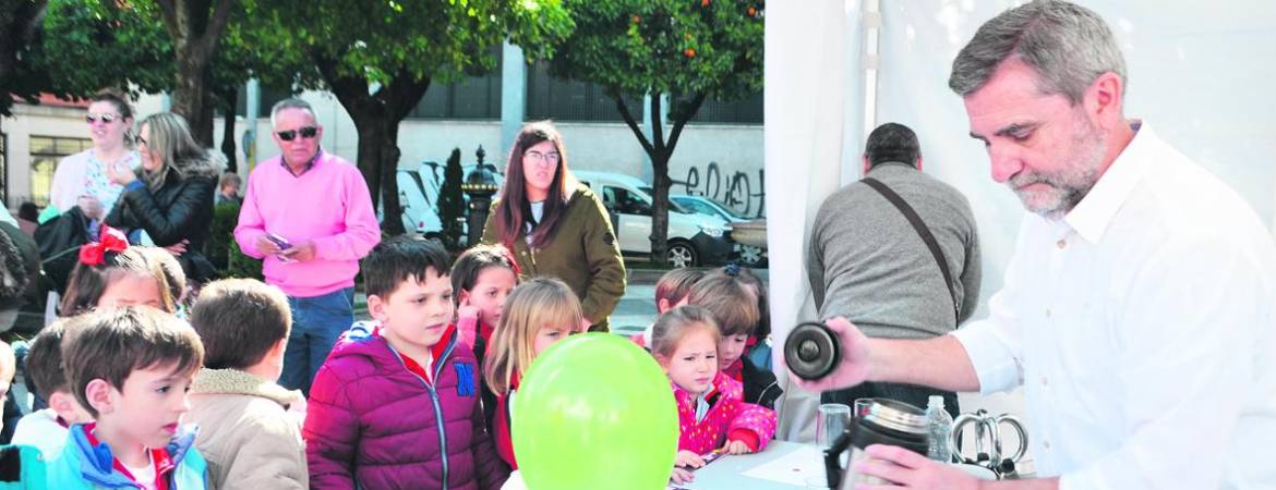Gran acogida de la I Feria de la Ciencia Gran acogida de la I Feria de la Ciencia
