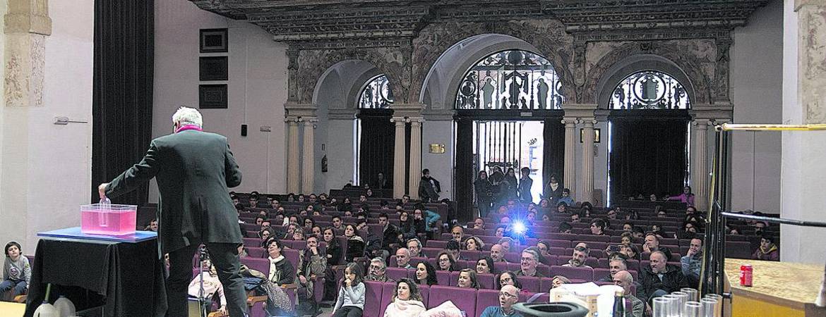 Una feria para acercar la ciencia a la ciudadanía Una feria para acercar la ciencia a la ciudadanía