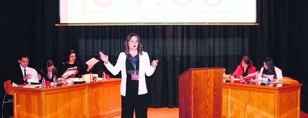 Paloma Moyano, una directora de debates Paloma Moyano, una directora de debates