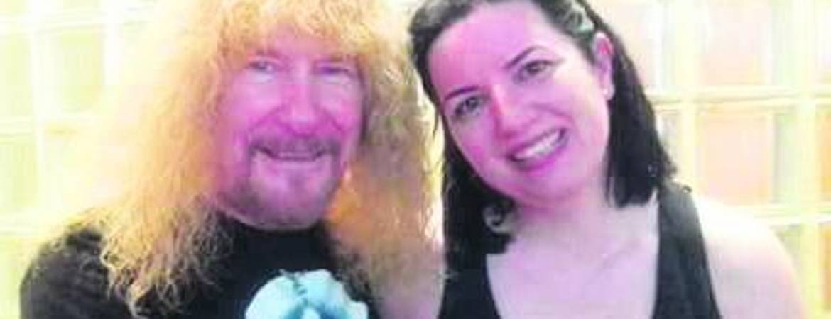 Una fan con enorme suerte Una fan con enorme suerte