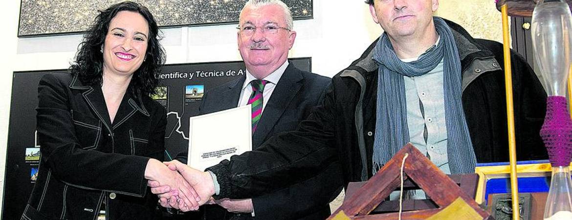 La Fundación Caja Rural de Jaén apoya las Jornadas de la Ciencia La Fundación Caja Rural de Jaén apoya las Jornadas de la Ciencia